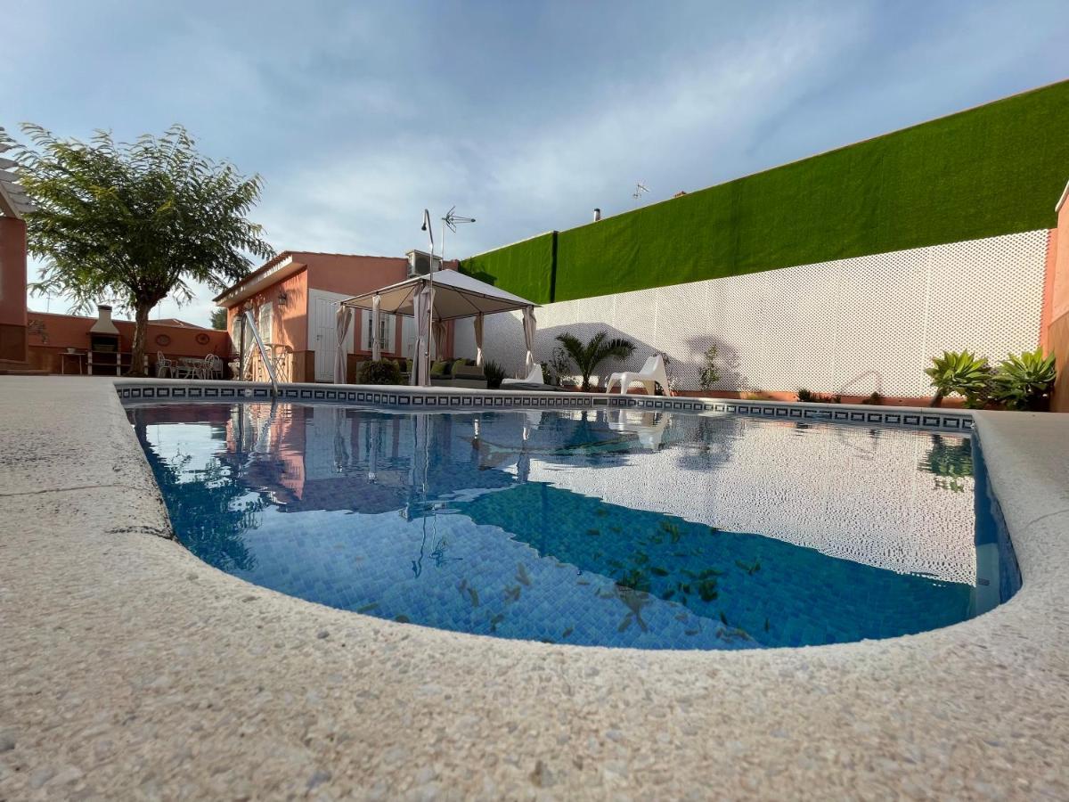 Villa Triana Sevilla Exterior foto